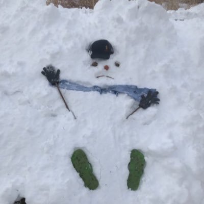 madgurlclub's profile picture. 