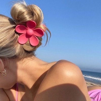 Jessicaflo40346's profile picture. a massage therapist which I can be available at your convenience... my Dm is open your free to slide in imma give you the best ❤️👏telegram . @bellar4238