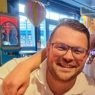 PedroBlade11's profile picture. A Brit born and raised who now has made Canada home. 

🇬🇧 🇨🇦