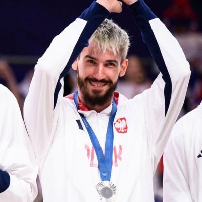 olisjz's profile picture. minas | jsw |🇵🇱|🇯🇵| 🇧🇷| #gangłysego