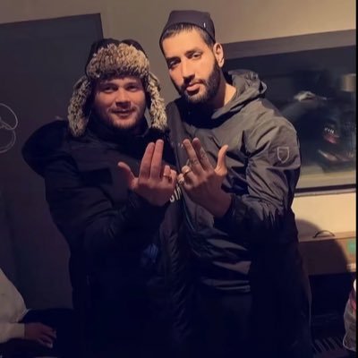 zzzky7s's profile picture. extrêmement malheureuse