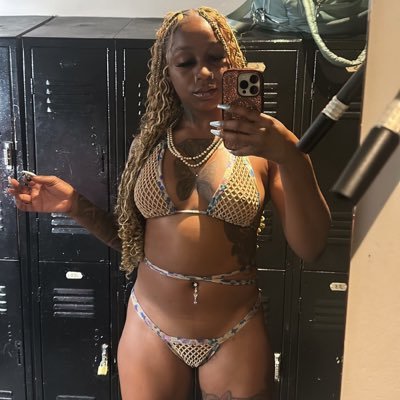 YGg183954's profile picture. Tiano👅✨ Massage therapist 💆‍♀️ | Available for meets 📲 | FT calls 📞 | HMU for Booking 🫆 | Eater 👅💦 | Deleted at 22k