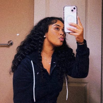 _astoldbytimiya's profile picture. IG: timiyam_   :  RN 🩷