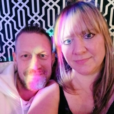 hannahlbr's profile picture. ⚔️lloɹ u ʞɔoɹ ʇsnɾ sʇı̣⚔️. Blades.   ❤️❤️❤️