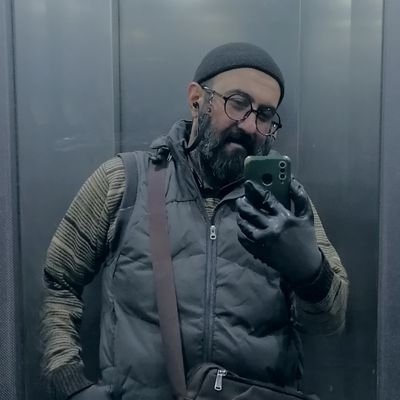 mey3am_shin's profile picture. ⌎ در رگ‌هایش؛ من بودم که می‌دویدم ⌍