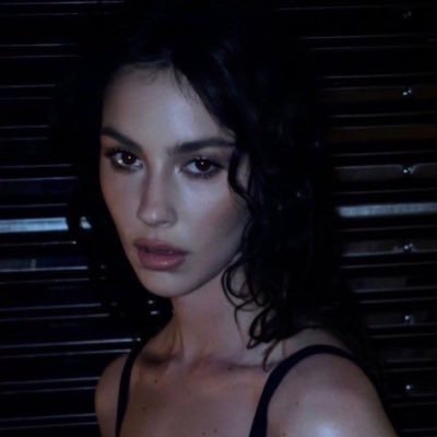 padmepoetry's profile picture. written by emily henry & taylor swift