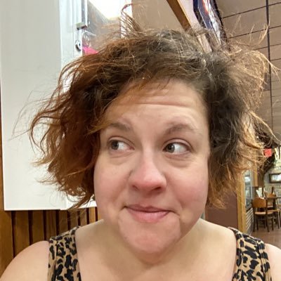 KWoodzick's profile picture. Award-winning podcaster, journalist & singer/songwriter. #TeamPete🌈🤩💙 @luthercollege alum & @packers fan! (she/they) 💚💛🏈 💅💋🥂🍻🔥❤️🍔🎭