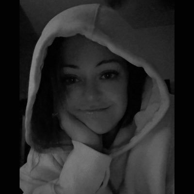 SuziUnseen420's profile picture. Over-thinker, former fatty, 🎀💅🏻, 😶‍🌫️🍃💨✌🏻, 🇺🇸🐘, 🖤🇬🇧❤️, Gen-X 🤙🏻, https://t.co/l1al1I5obS #peridrama🥴