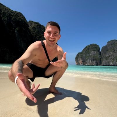 louellisyt's profile picture. Building Authority Lab | 100M+ Lifetime Views / 250k+ Subs | @louellis on YT