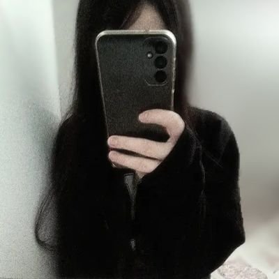 anastassie_tw's profile picture. 