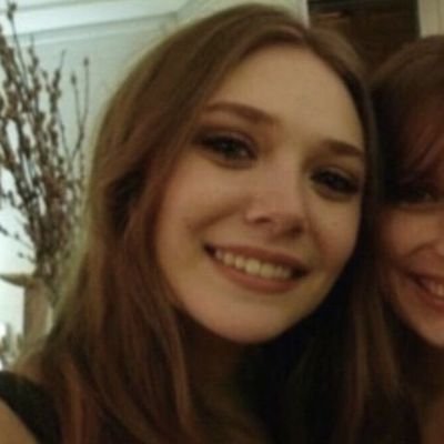 1lvlizzie's profile picture. ♟️ gosta de xadrez, agente?