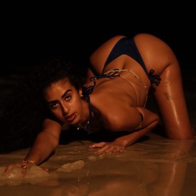 ashleyrd15's profile picture. Your favvv Dominicana papi😋💦Subscribe ⬇️