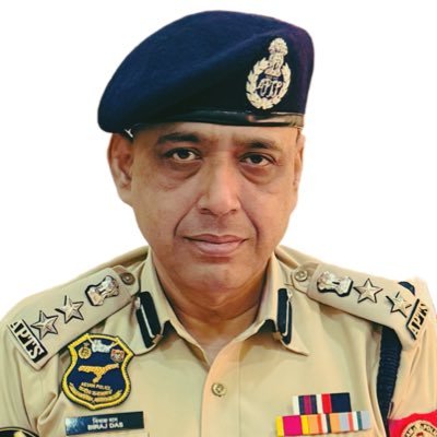 Biraj__Das's profile picture. Gyan Vigyan Needs Dharma 😇 I’m fond of those who talk about everything from the atom to the entire universe, and from birth to life after death and rebirth.