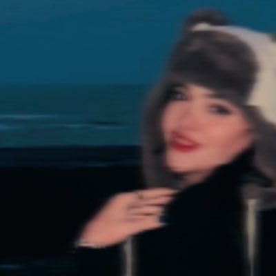 kiss__lady's profile picture. ☺️📜✏ در حد نوشتن