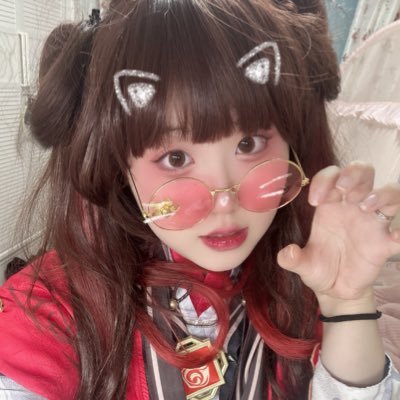 GGee_eun07's profile picture. 07 / 코스계 겸 일상계 / 초뎀 환영 / 잡덕