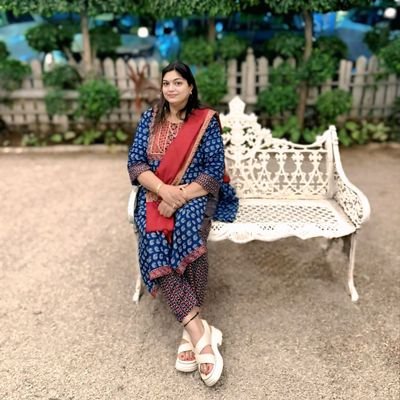 ShilpiSinghINC's profile picture. हम पैदा ही उस कुल में हुए है
जिनका ना तो खून कमजोर है
और ना ही दिल..!
💞
@ShilpiSinghINC