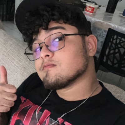 imlittlejujj's profile picture. relatos de um universitário cansado - gosto de joguinhos da nintendo (SW-3505-2696-5500) e de reclamar das coisas :)