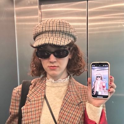 bonnesoirelliot's profile picture. architect ꩜ je vis ma vie