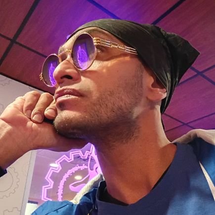 SoundDrGenie's profile picture. Advisor. IRL builder ✨ Make it real 🎙️ https://t.co/HfdhuzAc3h  🤟. DM for business . Dad 1/1 👼 ♒♂️ #DeFi & #ai say no to tribalism in #crypto $¹ngUI∆π°+1 I