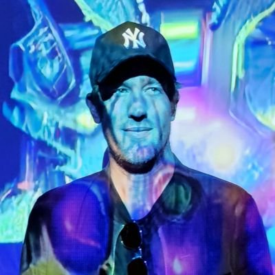 ereday_aye's profile picture. aye