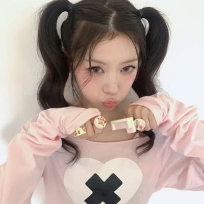 mokakcals's profile picture. ⋆. ౨ৎ ˚ 17yo · 170cm · edtwt/loatwt— 🦴 !!