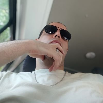 Yunier_0204's profile picture. Puedes preguntar lo que deseas saber.