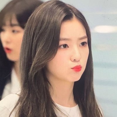 rhaenyrcs's profile picture. i just made some BULLSHITT 🔥