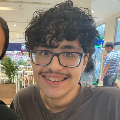 mrcllhrrnz's profile picture. viver nas trevas e promiscuidade não eh uma fase mãe! / eu sou uma ana e adoro a ana mary B que é a rainha ana do mundo anal