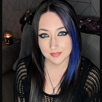 Lindsay_C88's profile picture. Host of @themetaljournal | Writer for @MoshTimes | Coffee fiend ☕| Scottish Metalhead 🤘🏻🏴󠁧󠁢󠁳󠁣󠁴󠁿