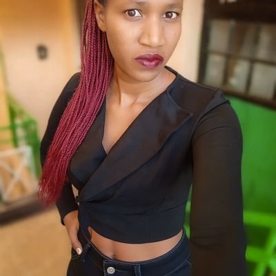 DianaRo71738441's profile picture. A happy soul