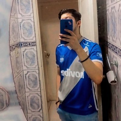 sebitta2542's profile picture. 