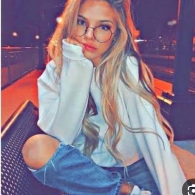 casbutt__'s profile picture. 