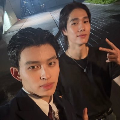 SPlDEYJKOO's profile picture. in my me and thee era — @lertratkyuen