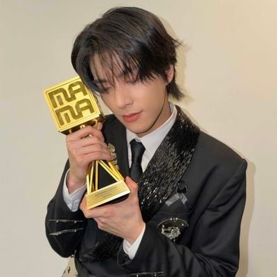 heejakelovz's profile picture. → #enhypen #plave