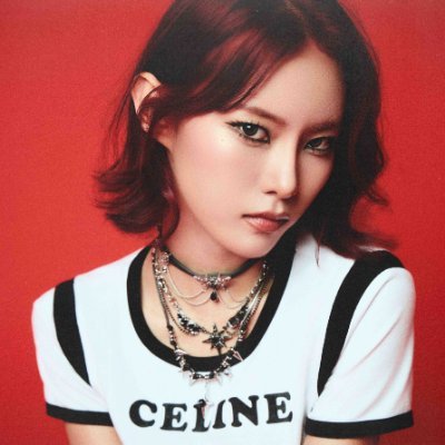 lunedi_niverse's profile picture. 