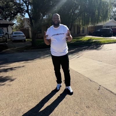 Ohsocrazy_42ce's profile picture. Future stock investor 🤟🏾 👻: Havanaboy42ce IG: @Havanaboy_42ce