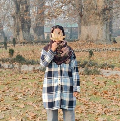 Afroza91's profile picture. Leader is the one that has people, not dollar.
Proud Warrior of @Sakinaitoo ji! | Political Fanatic |