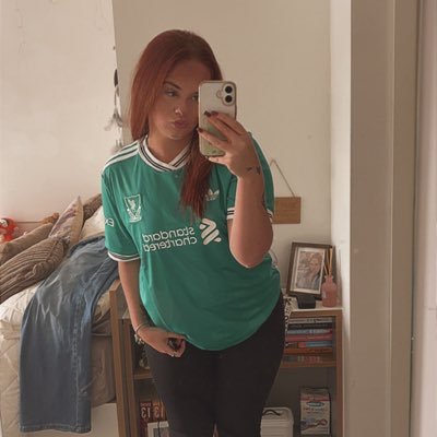 amelia_ref's profile picture. Football lover, referee, studies at Liverpool John Moors University.