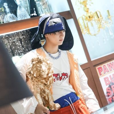 ilysbtaehyung_'s profile picture. — for bts and enha | fan account