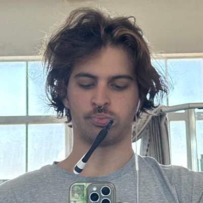 latinakatebush's profile picture. laura palmer’s 2nd cousin