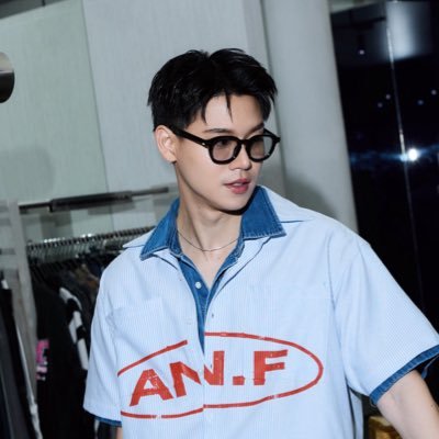 perearxmyyw's profile picture. 