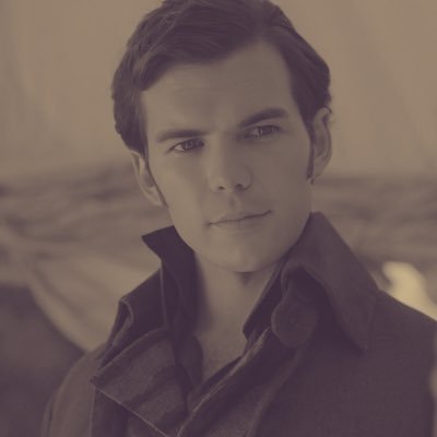 twolefthandsx's profile picture. 𝘛𝘩𝘦 𝘭𝘪𝘵𝘵𝘭𝘦 𝘴𝘲𝘶𝘪𝘳𝘦.