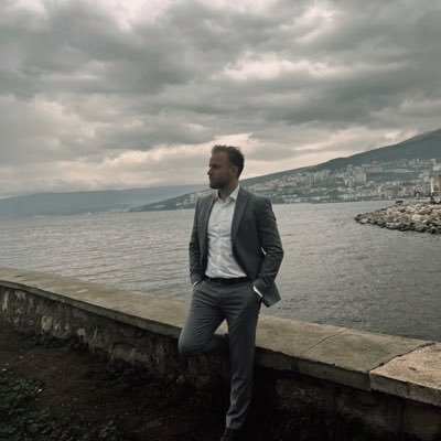 hemseker's profile picture. Bursa MAG-DER AFAD Gönülü eğitmen UMURSPOR yön. kurulu üye GEMLIKSPOR