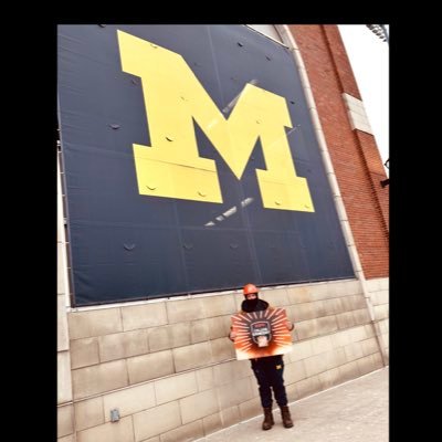 lefevrederic1's profile picture. #OnePride #GoBlue #LGRW #RepDetroit #DetroitBasketball