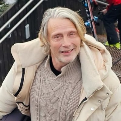 lukechiffre's profile picture. art sometimes! i like the danish guy.