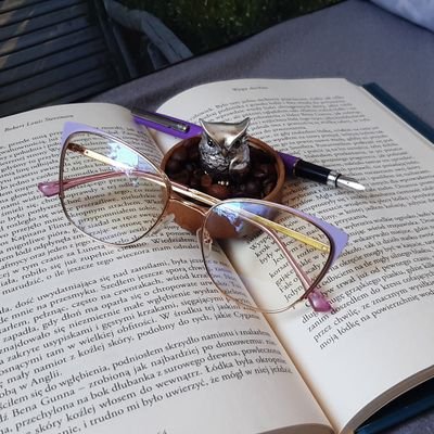 TenebrisAltruis's profile picture. Wiecznie zaczytana