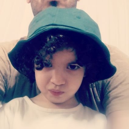 Writerbmaze's profile picture. همه‌ جای ایران مکان من است 😎
فروردین ✌