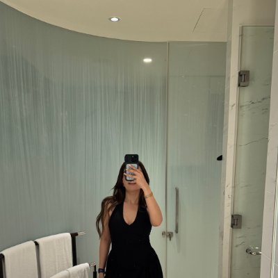 Delila_8cs's profile picture. 🌸 Smiling through everything, one day at a time 🌸