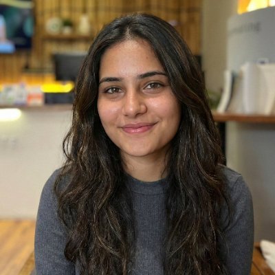 TrishaRunsCode's profile picture. Full Stack Developer 👩‍💻 | 🟠 MV1 | 👑 VK18 | Fueled by coffee and cover drives