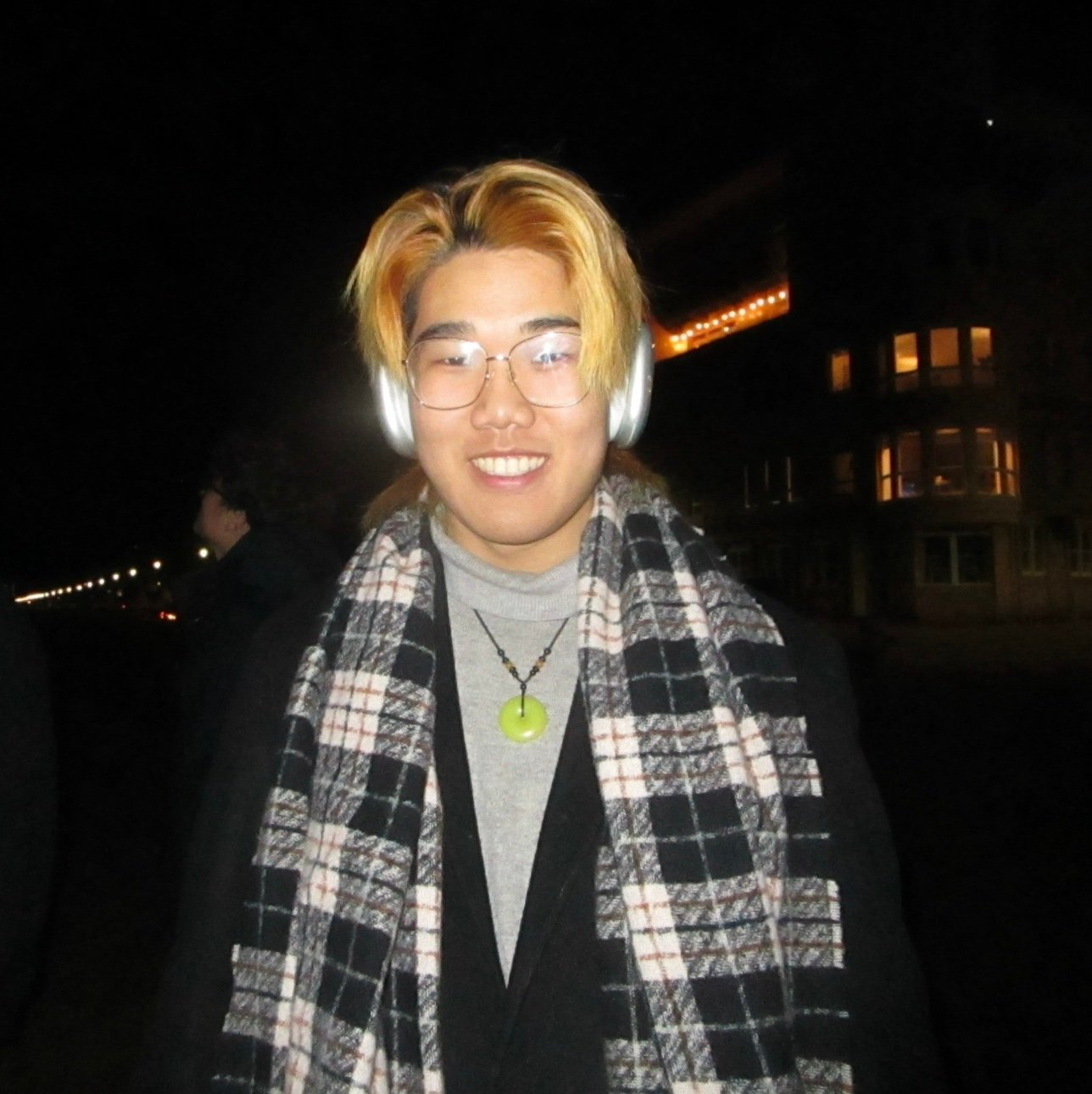 YanchengZhu7's profile picture. 